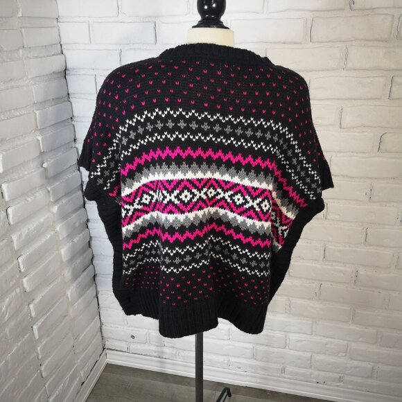 Aeropostale Ladies One Size Pink Black White Grey Round Neck Poncho - Picture 2 of 10